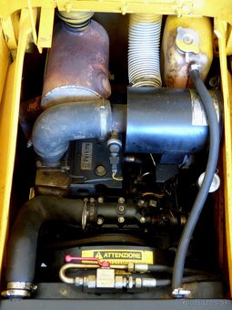 JCB 2CX - 8