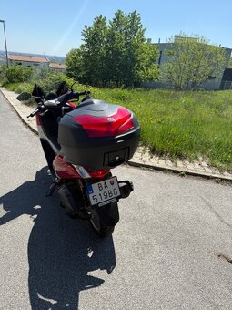 Yamaha Nmax 125 - 8