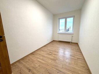 Na predaj 3 izb. byt, 86 m², Trenčín, ul. Zlatovská - 8
