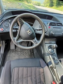 Honda Civic 1,4 73kw - 8