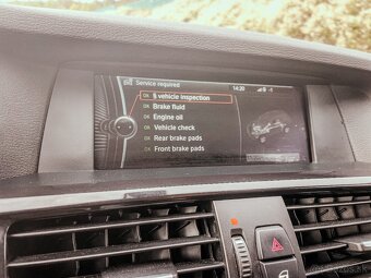 BMW X3 2.0i XDrive 4x4 - 8