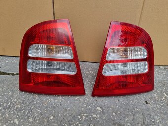 škoda octavia 1 predné svetlá - 8
