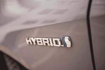 Toyota Corolla Combi TS 2.0 Hybrid GR Sport, DPH - 8