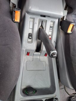 Nissan Terrano 2 - 8