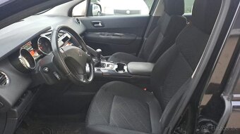 PEUGEOT 3008 1.6 16V - 8