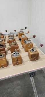 Staré vintage mlynčeky na kavu - 8