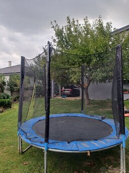 Trampolína - 8