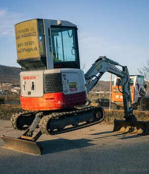 Bager Takeuchi TB23 + vrták + kladivo + 4 lyžice. - 8