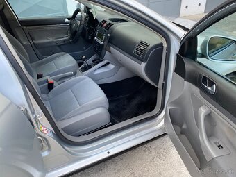 Volkswagen Golf 5 1.9 TDI 77Kw BLUEMOTION - 8