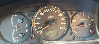 MAZDA 323, 1.5i 72kW 2002 - 8