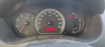 Predám Suzuki Swift 1,3D - 8