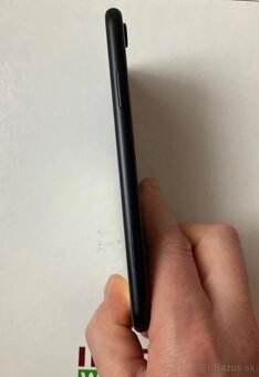 Iphone XR 64GB - 8