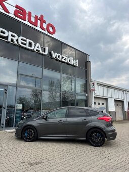 Ford Focus RS 2.3 Turbo ecoboost 4x4 - 8