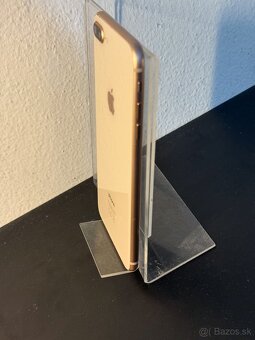 Predám Apple iPhone 8 Plus 256GB Gold Bežné známky - 8