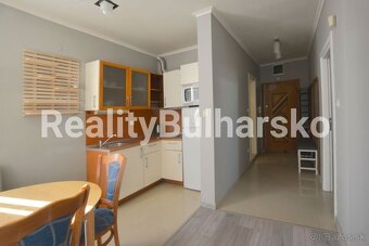 Na prodej: prostorný a plně zařízený apartmán 3+kk jen 450m - 8