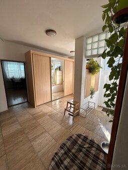 3i rodinný dom -prízemný bungalov s garážou, Blatné - 8