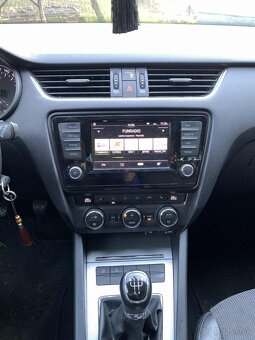 Škoda Octavia combi 3 Style - 8