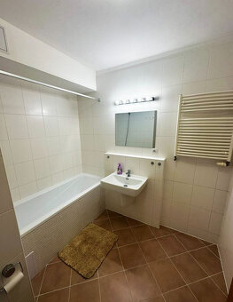 BA II. Ružinov - 2 izbový byt na Jégeho - 8