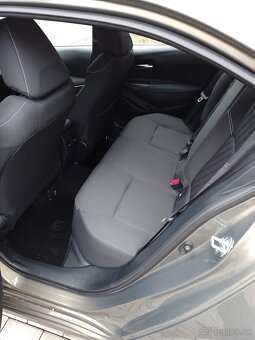 TOYOTA COROLLA 1.5 benzin 2022 naj.63tis.km ODPOCET DPH - 8