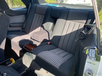 Mercedes-Benz C124 230 CE - 8