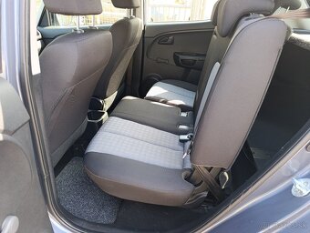Kia Venga 1.4CRDI M6 16V My WORLD edícia. Rodinné auto. - 8