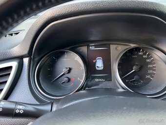 Nissan Qashqai 1.5dCi 81kw 2014 Manuál - 8