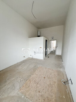 PREDAJ 1 izbový byt centrum Liptovský Mikuláš - 8