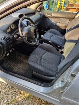 Peugeot 206 sw - 8