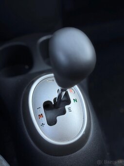 Toyota Yaris 1 - 8