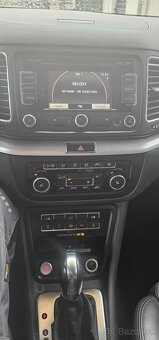 Predám VW Sharan 2.0 TDI DSG - 8