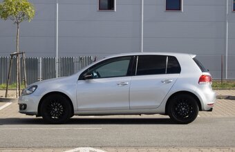 Volkswagen Golf 1.6 TDI z roku 2011 - 8