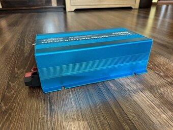 Profi sínusový menič napätia z 12 na 230V, 1000W s displayom - 8
