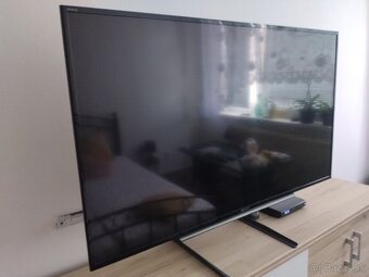 Sony Bravia - 8