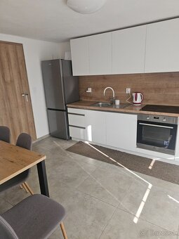 Michalovce Apartmán Topolianska - 8