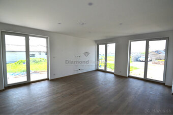 TOP Skolaudovaný RD NOVOSTAVBA Košice-Čaňa, VIDEO - 8