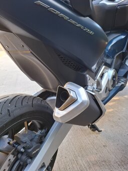 Honda forza 750 dct 2021 - 8