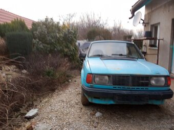 Predám Škoda 105L - 8