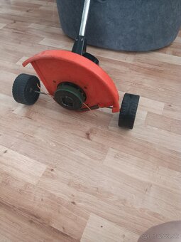 Elektrická strunova kosačka - 8