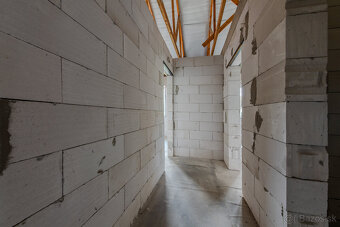 Na predaj 4 izbový bungalov - Kokšov Bakša, Košice - 8