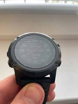 Garmin - 8