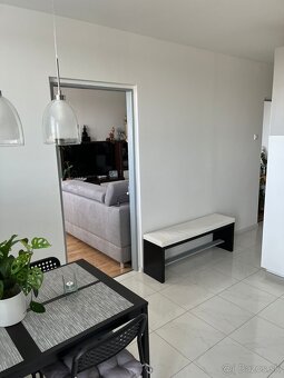 2 izbový byt 59m2 na ul. Žitavská s balkónom. - 8