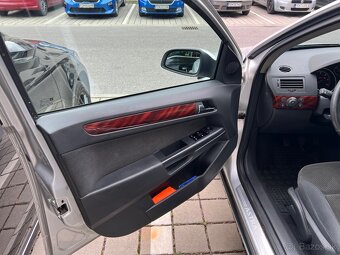 Opel Astra - 8