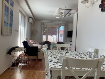 4-izbový RD s potenciálom ďaľšieho 3i domčeka na prenájom - 8