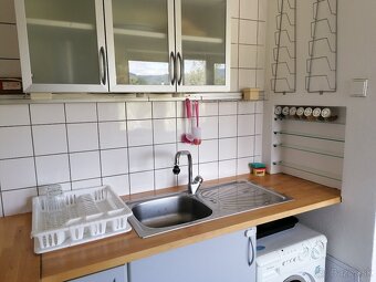 2½ izbový byt s voľnou dispozíciou na Hronskom predmestí - 8