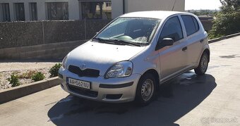 Yaris 1.0 16v VVT-i - 8