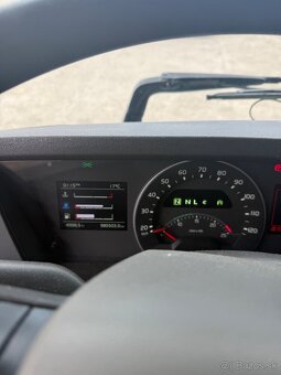 Ťahač Volvo - 8