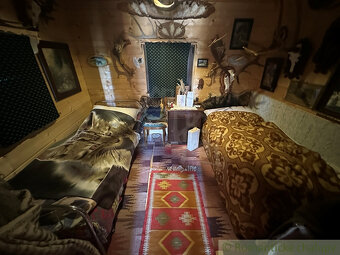 Drevenička na polosamote, obec Drábsko - 8