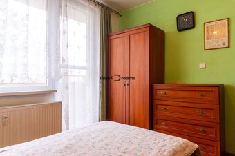NA PREDAJ: CENTRUM: 2 izb.byt + ŠATNIK, 2x BALKON + PIVNICA - 8