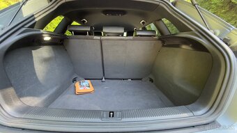 Audi A3 8P 1.9 TDi 2009 Sportback Sline - 8