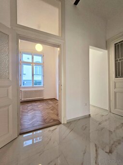 PRENÁJOM staromestský byt / kancelária /ateliér Bratislava I - 8